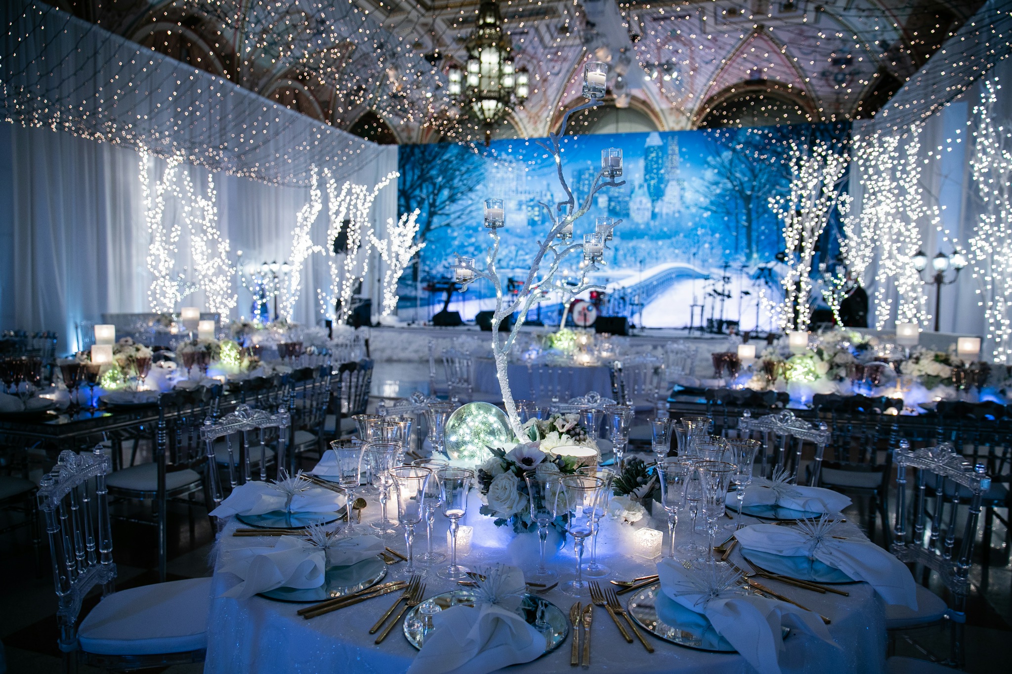 winter themed wedding