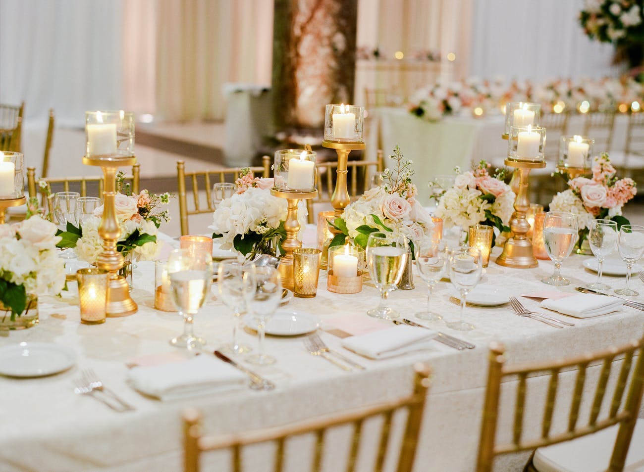 ivory and gold wedding centerpieces