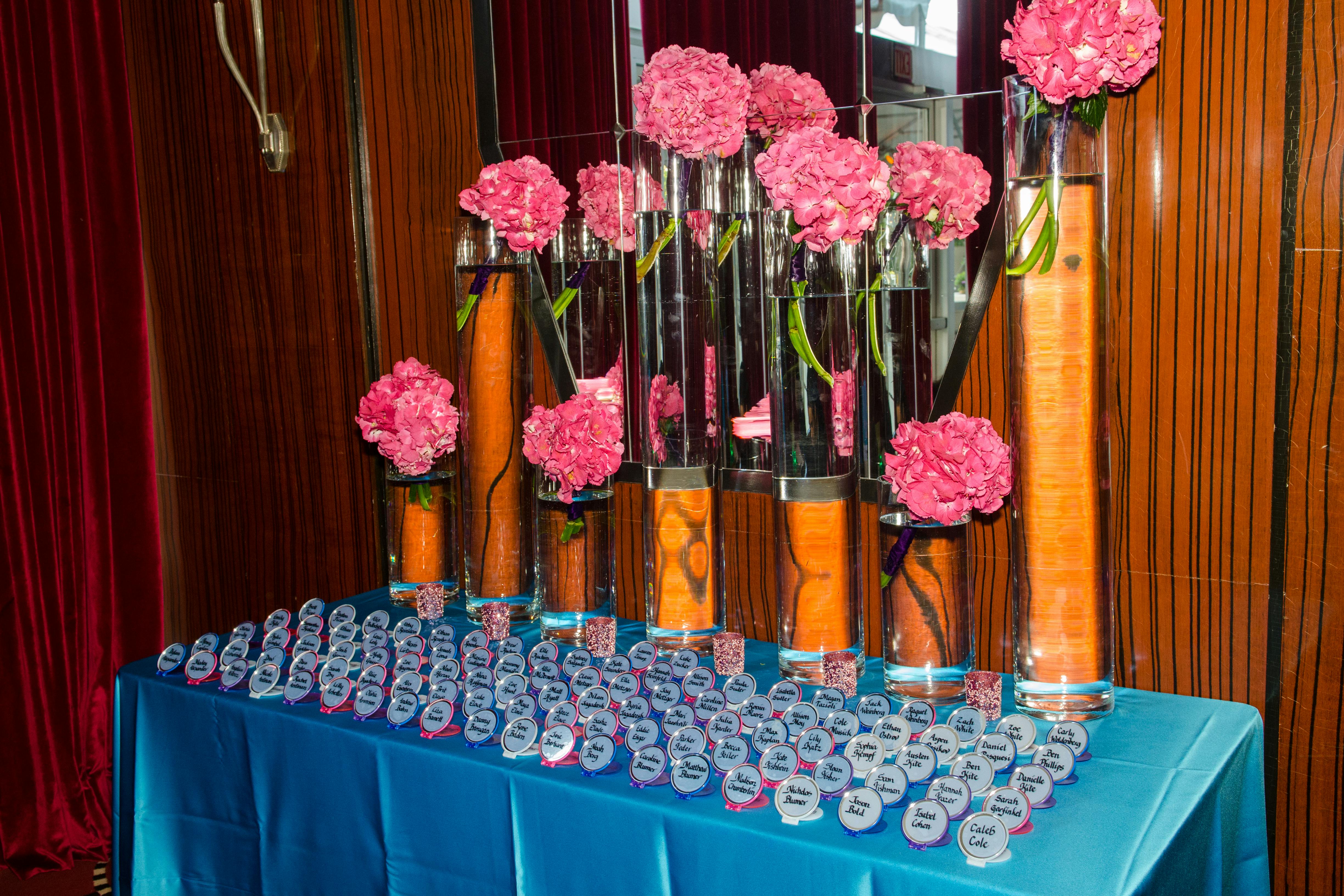 BE Dazzled Bat Mitzvah at Gibsons Bar & Steakhouse, Chicago in Chicago, IL | PartySlate