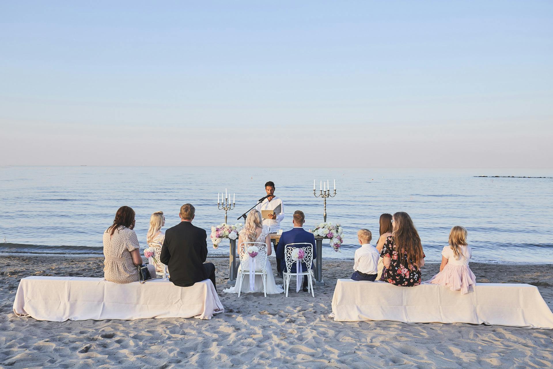 Luxury intimate wedding on the beach | PartySlate