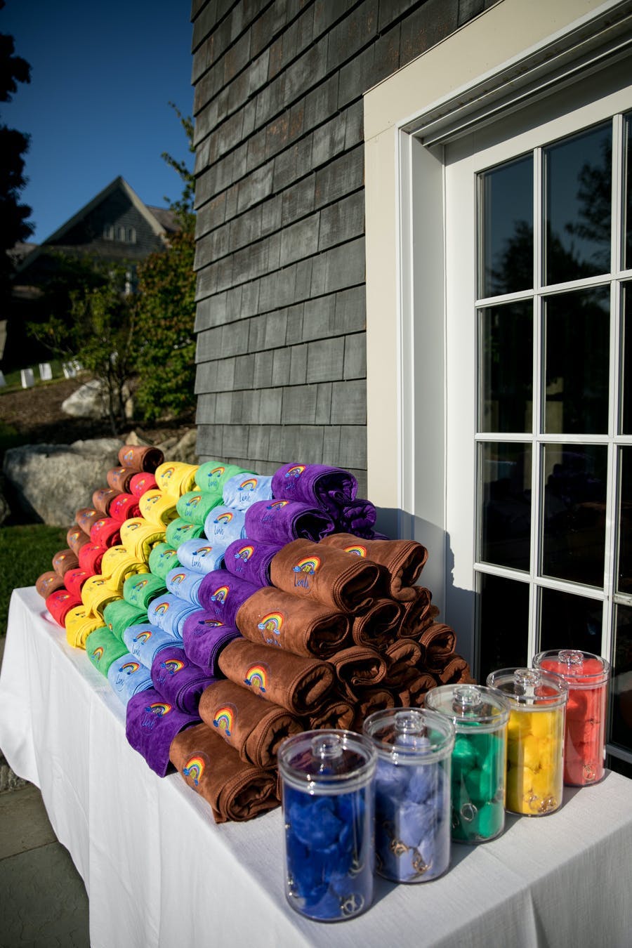 Rainbow stacked guest towels | PartySlate