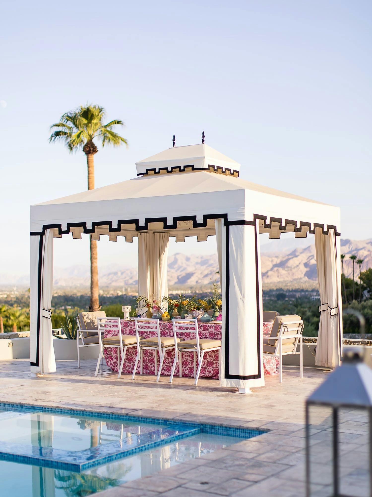 2021 trend poolside cabana | PartySlate