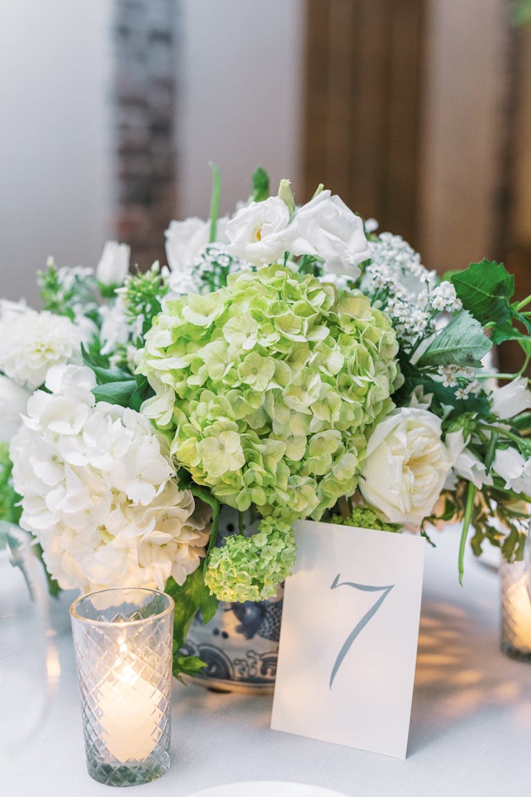 14 Hydrangea Wedding Centerpieces [photos] Partyslate