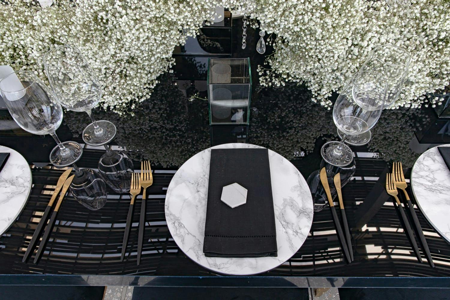 Black and White Wedding Tablescape With Baby's Breath Décor | PartySlate