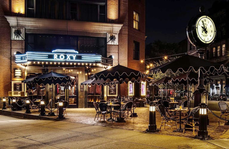 Roxy hotel outdoor seating in New York City | PartySlate