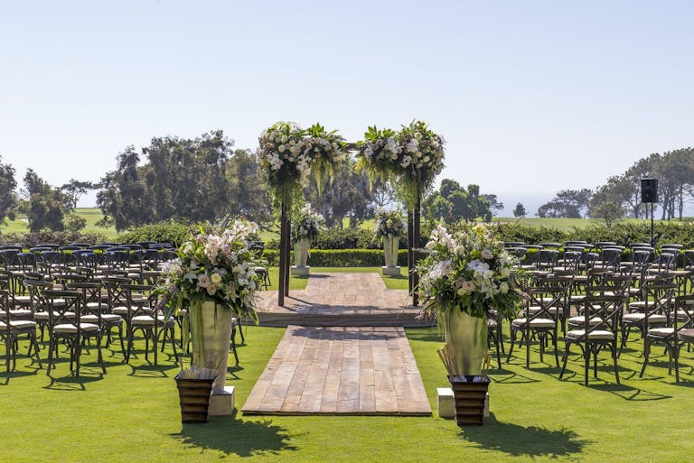 Rustic California wedding reception | PartySlate