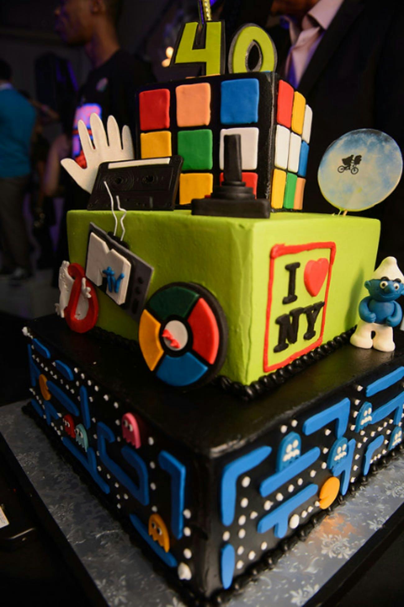 80s Theme Cake – Happy Times! | Tales from the Cake Cave