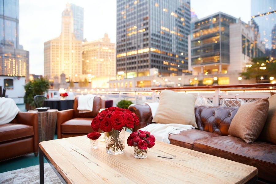 Romantic River Cruise 40th-Birthday Party in Chicago | PartySlate