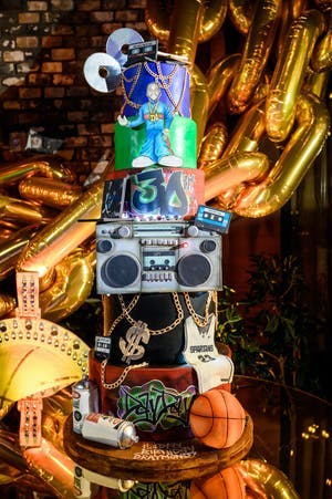 NBA Players 90's inspired birthday cake | PartySlate