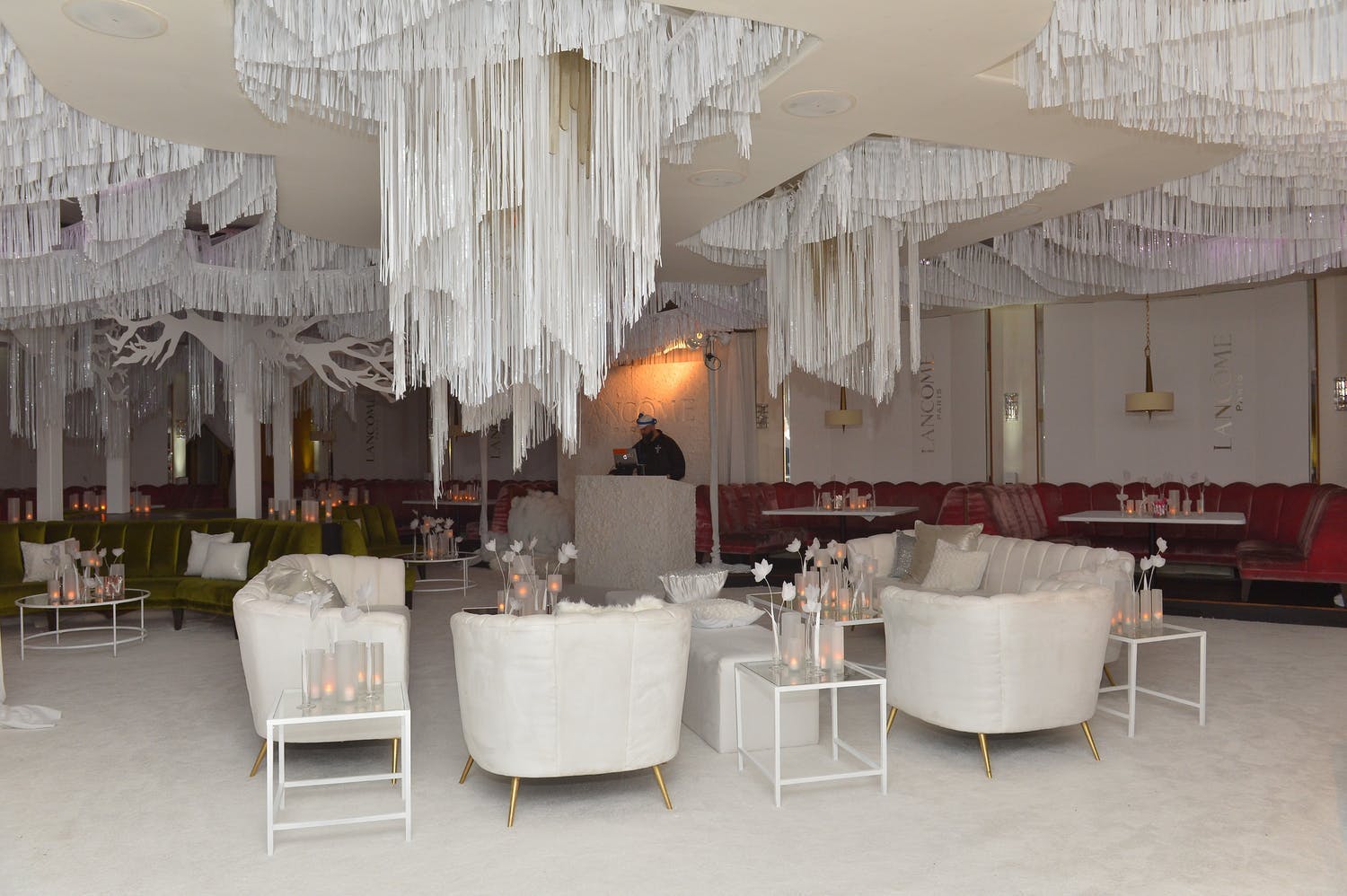LANCÔME X VOGUE HOLIDAY EVENT WITH WHITE FRINGE CEILING DÉCOR | PARTYSLATE