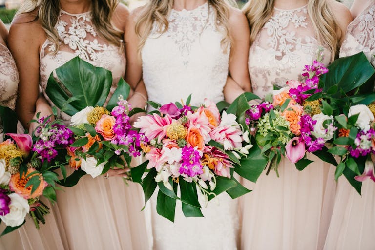 Tropical-Themed Bridal Bouquets | PartySlate
