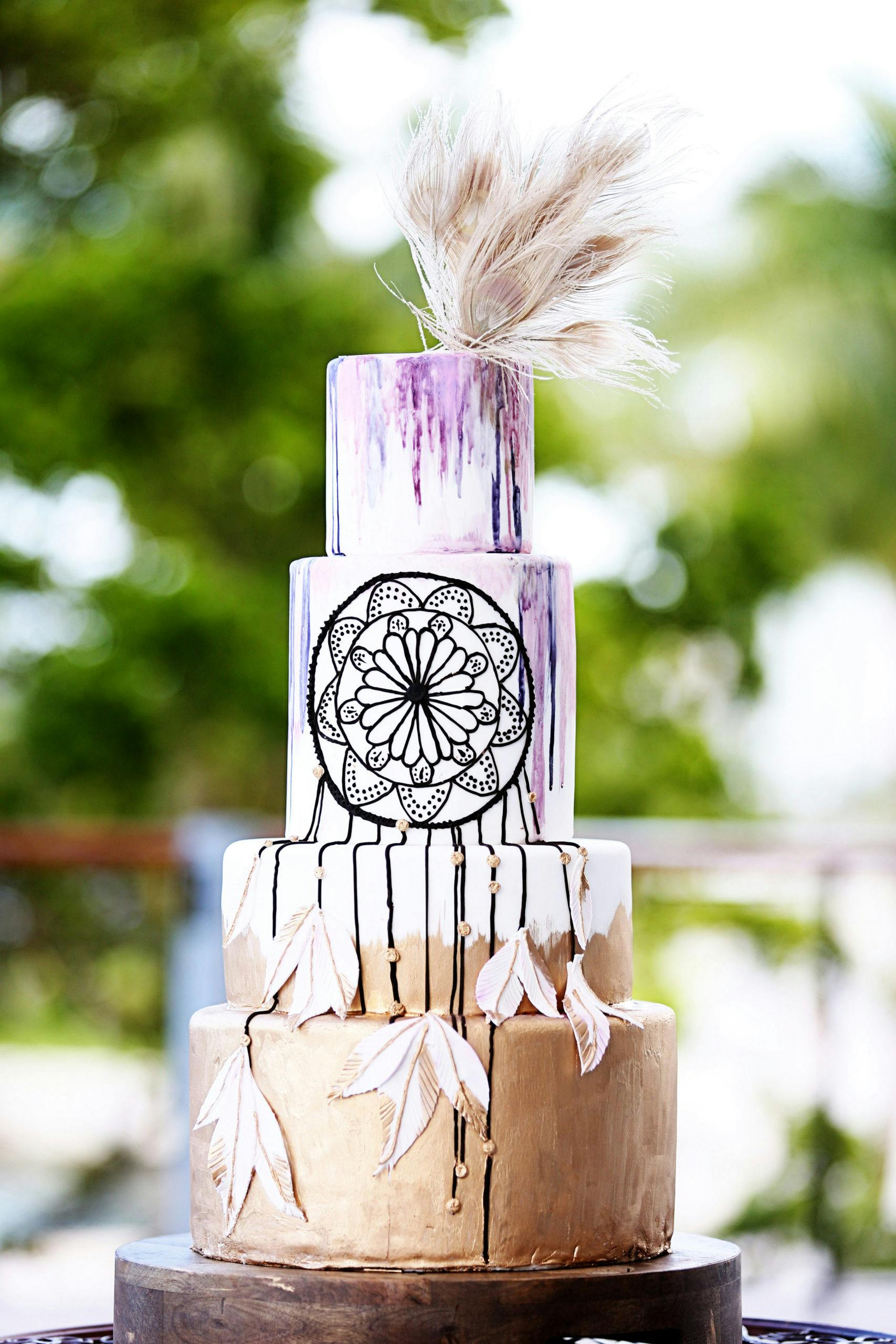 520+ Bohemian Wedding Cakes Stock Photos, Pictures & Royalty-Free Images -  iStock