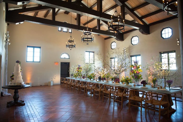 Intimate wedding reception at Lott Hall at Hermann Park Conservancy | PartySlate