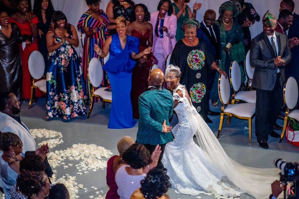 Modern Nigerian-American wedding at Moonlight Studios | PartySlate