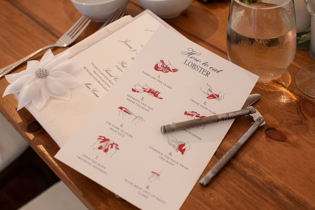 How to eat lobster instructions | PartySlate
