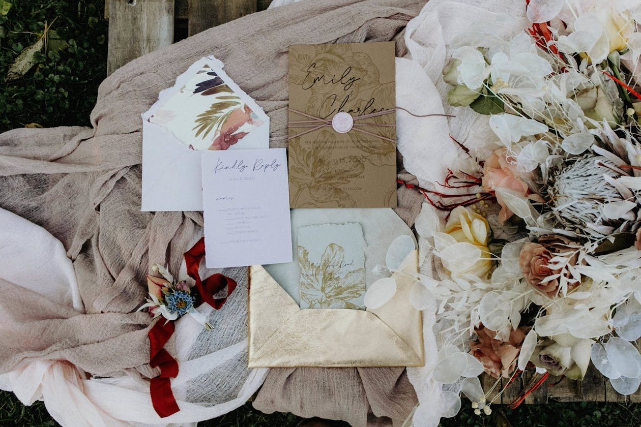 Romantic garden wedding theme invitation suite | PartySlate