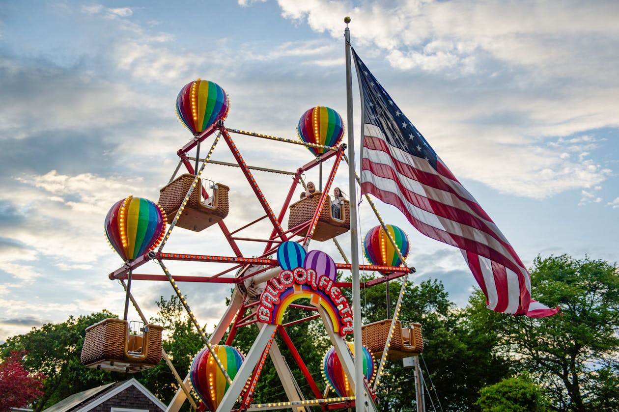 carnival graduation party with ferris wheel | PartySlate