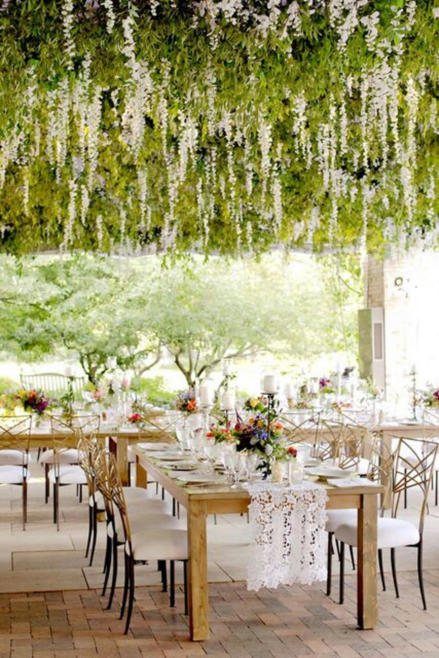Organic garden wedding at the Chicago Botanic Garden | PartySlate