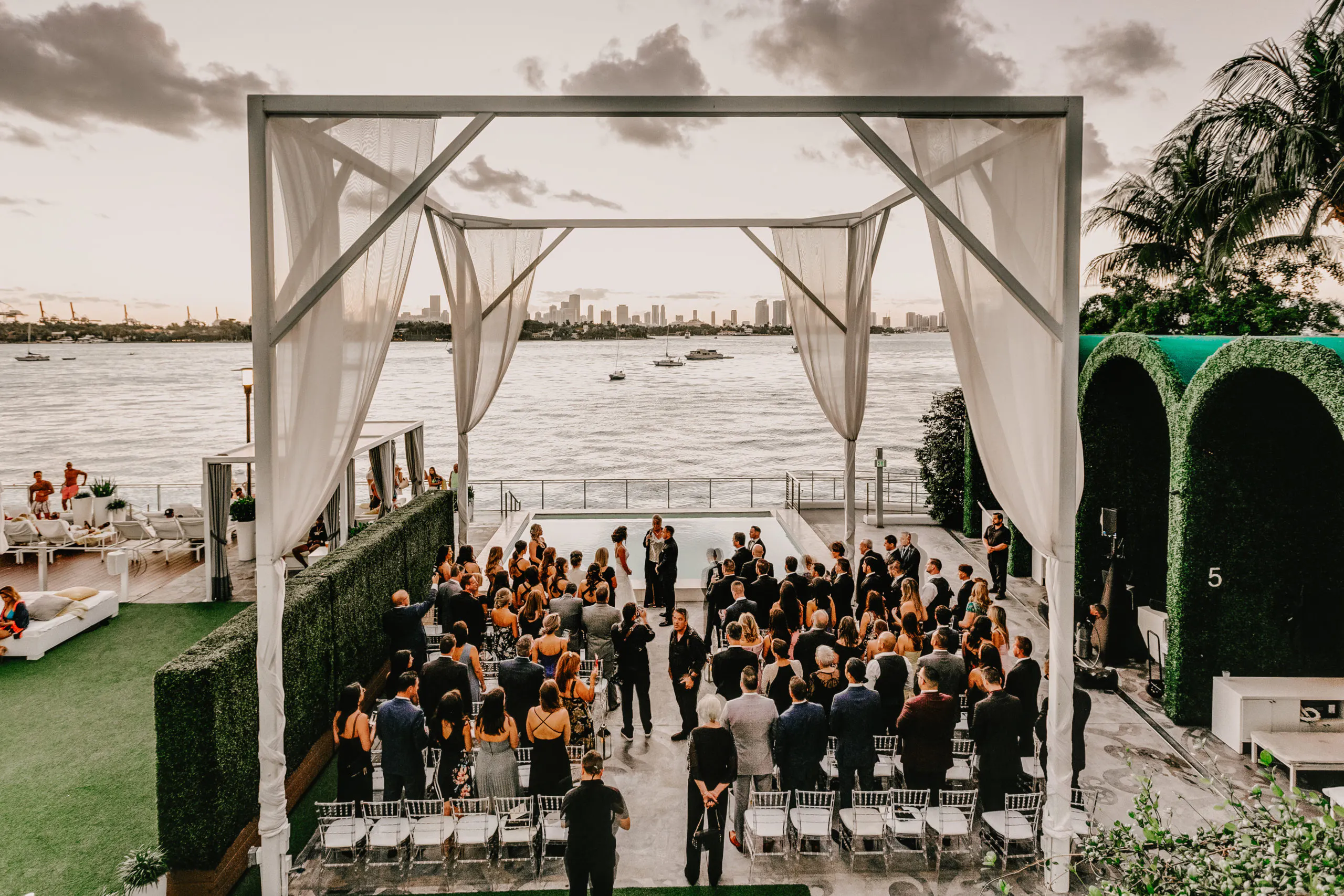 26 Beautiful & Breezy Outdoor Wedding Venues in Miami PartySlate