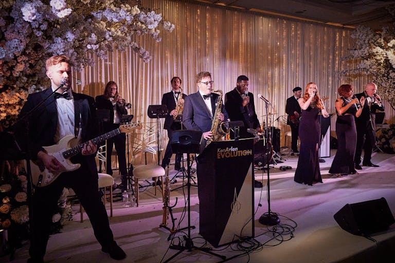 Arlen Music Productions performs at elegant wedding | PartySlate
