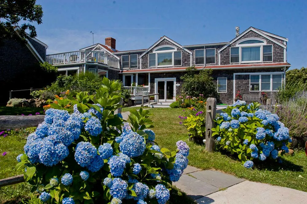Outermost Inn Martha S Vineyard