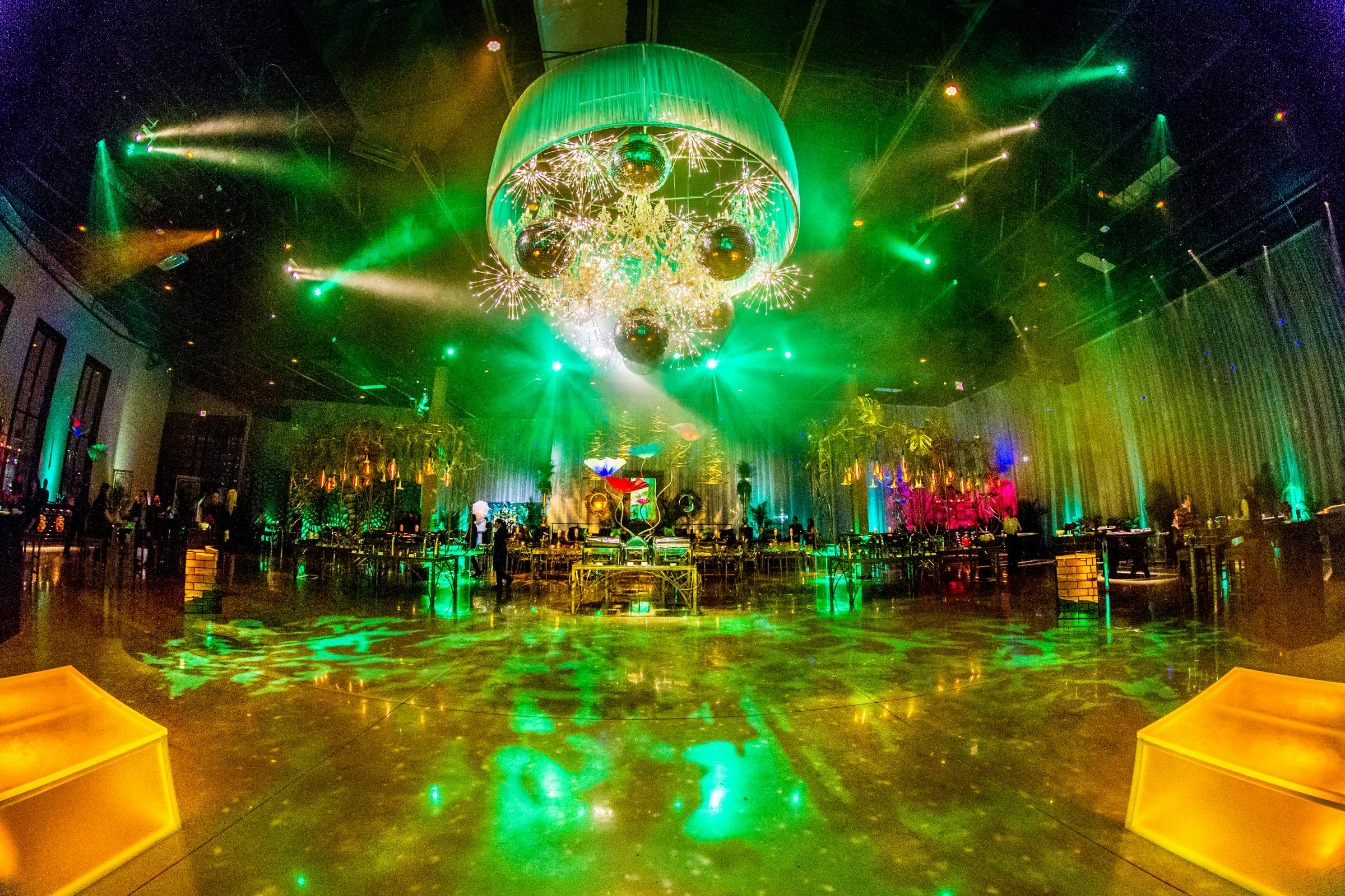 14 Top Corporate Holiday Party Venues in Chicago for Festive Fun