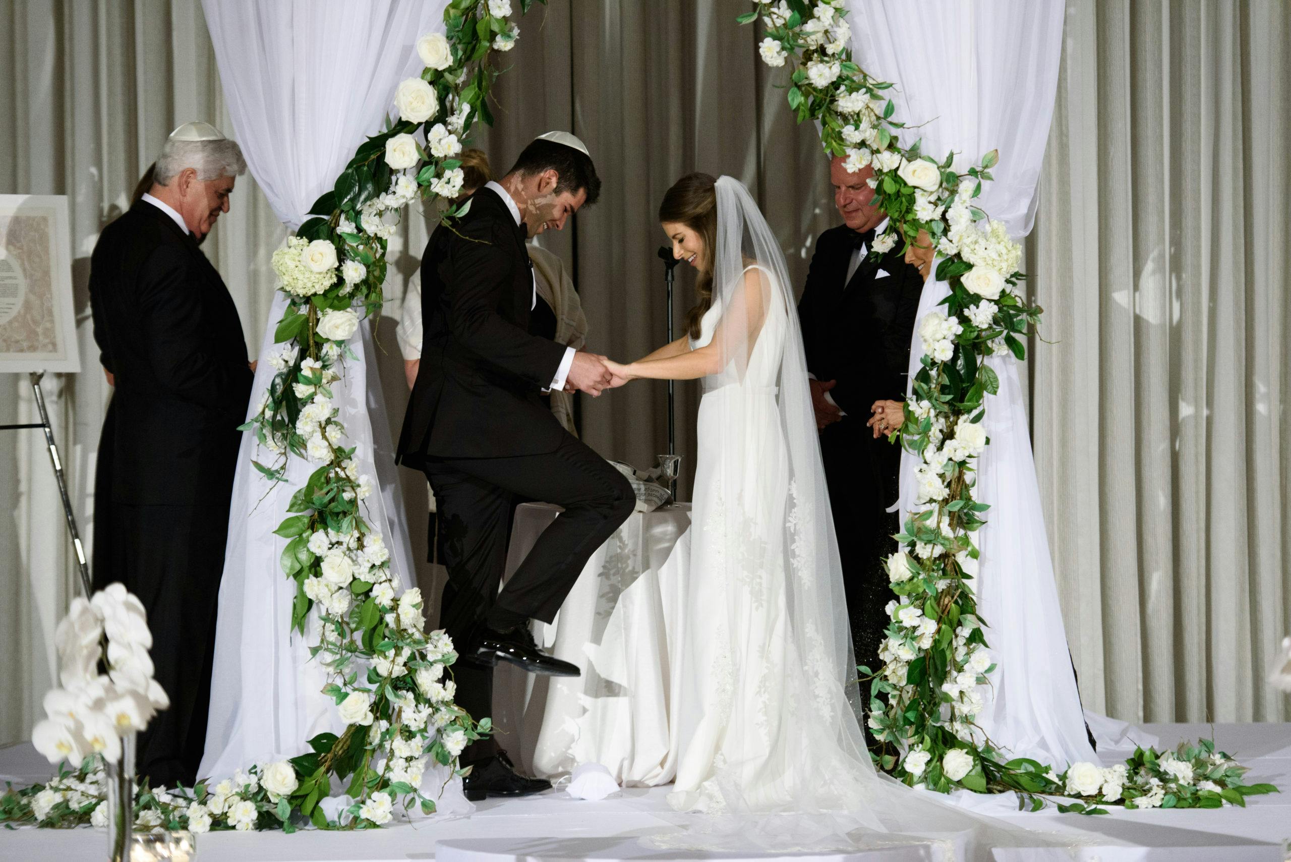 32 Unique Wedding Chuppah Ideas From Top Design Teams PartySlate   An Upscale Jewish Wedding At The Ritz Carlton Chicago In Chicago 937046 Scaled 