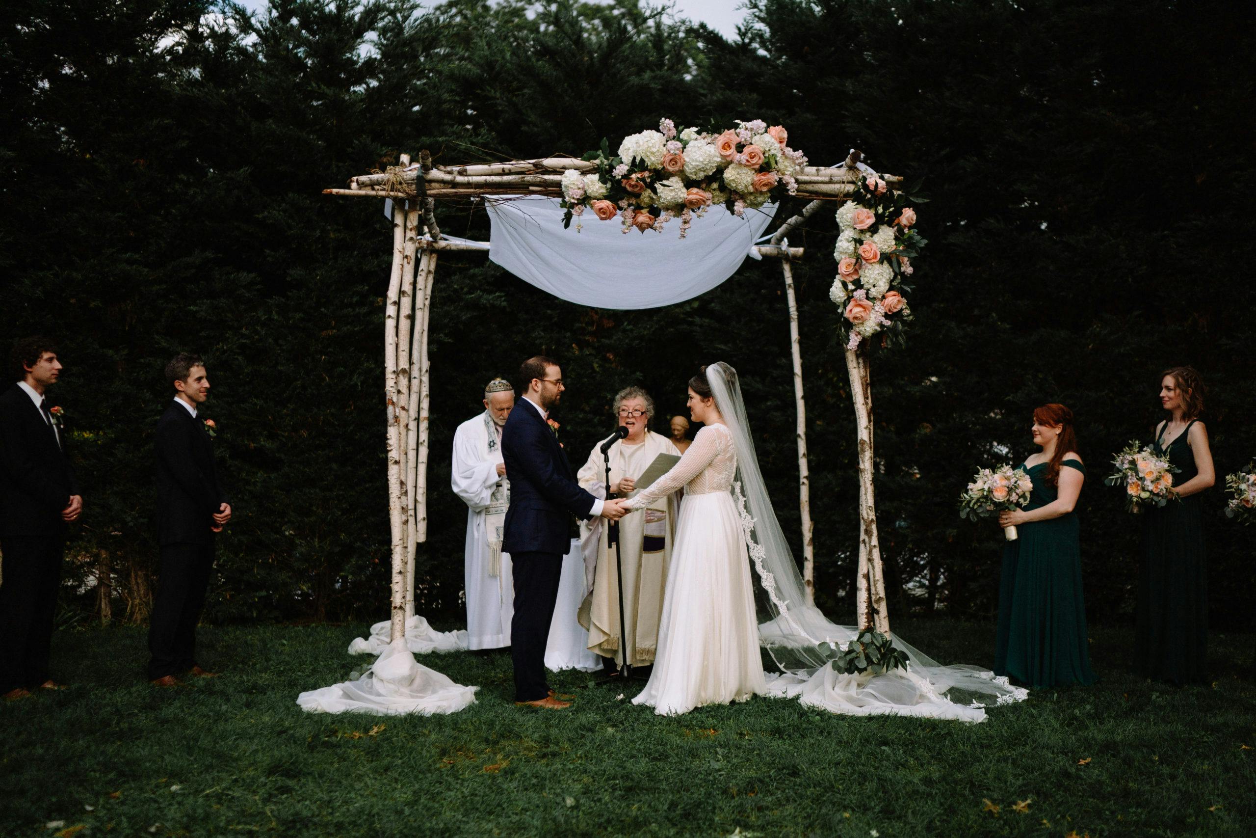 Modern chuppah clearance