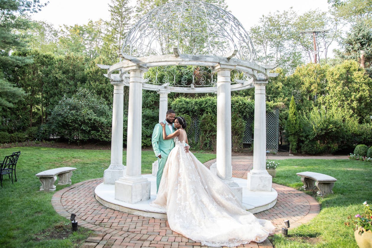 Outdoor Wedding at The Estate at Florentine Gardens in River Vale, New Jersey