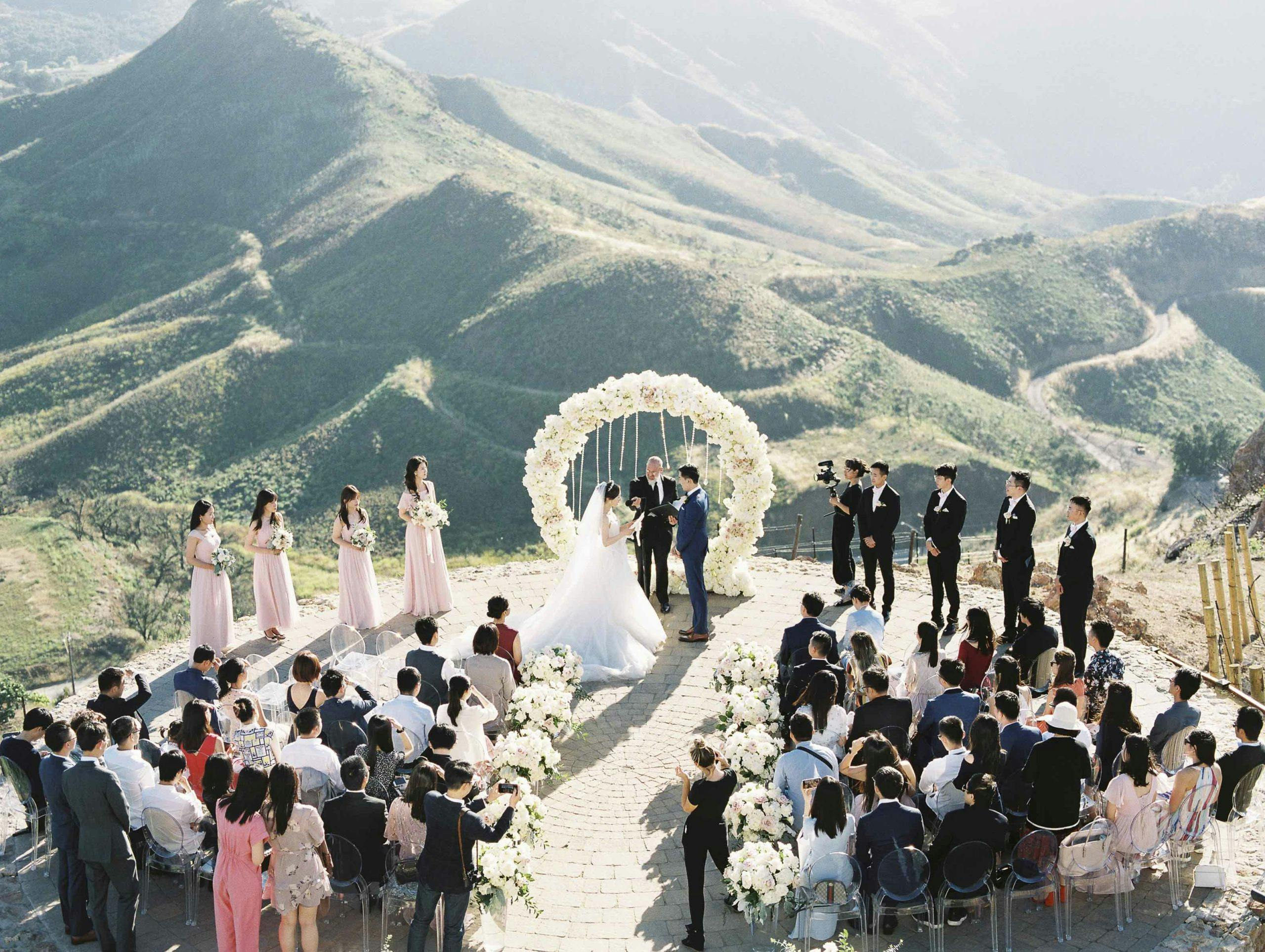 80 Wedding Arches That Will Instantly Upgrade Your Ceremony