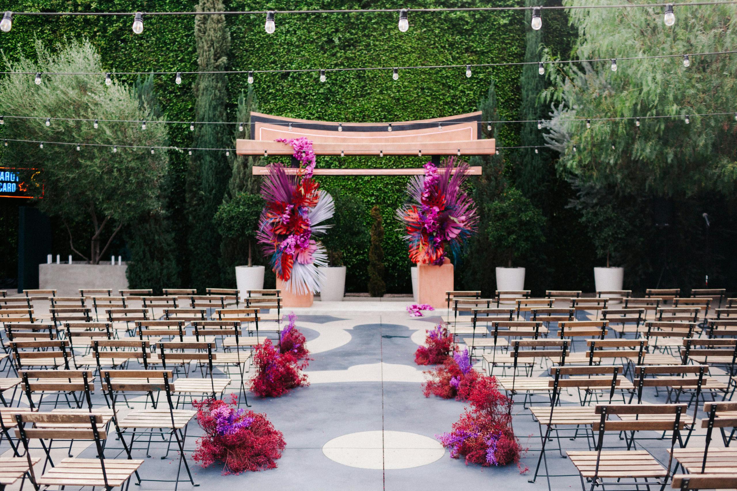 https://wp-media-partyslate.imgix.net/2022/12/vibrant-wedding-at-the-fig-house-in-los-angeles-california_1923529-scaled.jpg?auto=compress%2Cformat&ixlib=php-3.3.1
