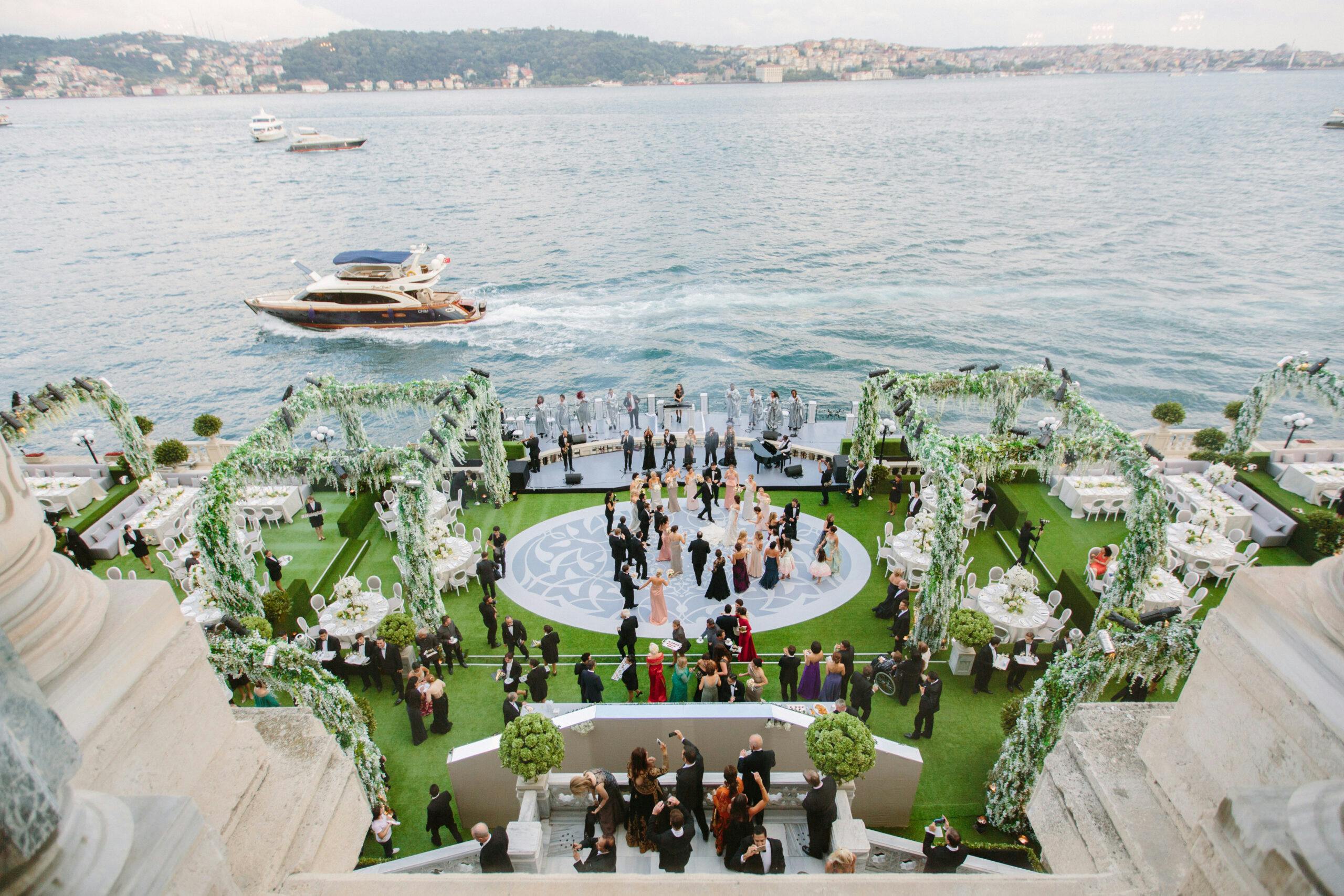 Spectacular Destination Wedding in Instanbul, Turkey