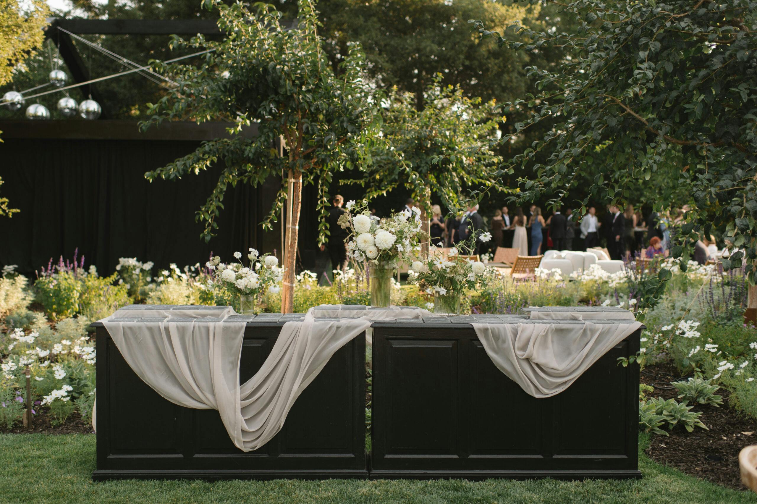 Extraordinary Backyard Wedding in Atherton, California