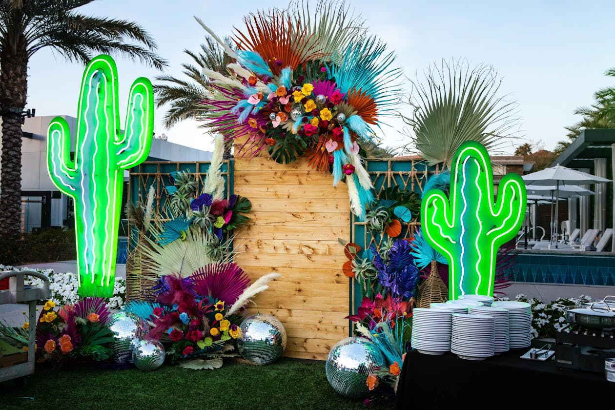 13 Company Summer Party Ideas for Connection & Collaboration - PartySlate