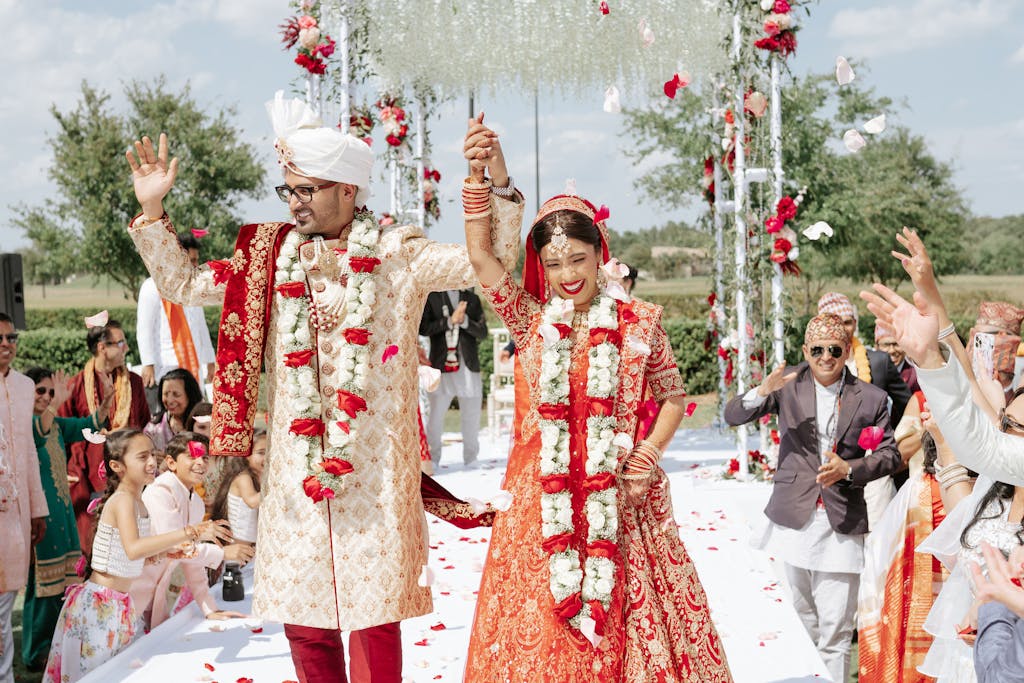 A Fairytale Hindu Wedding: Celebrating Love under Florida's Sunshine