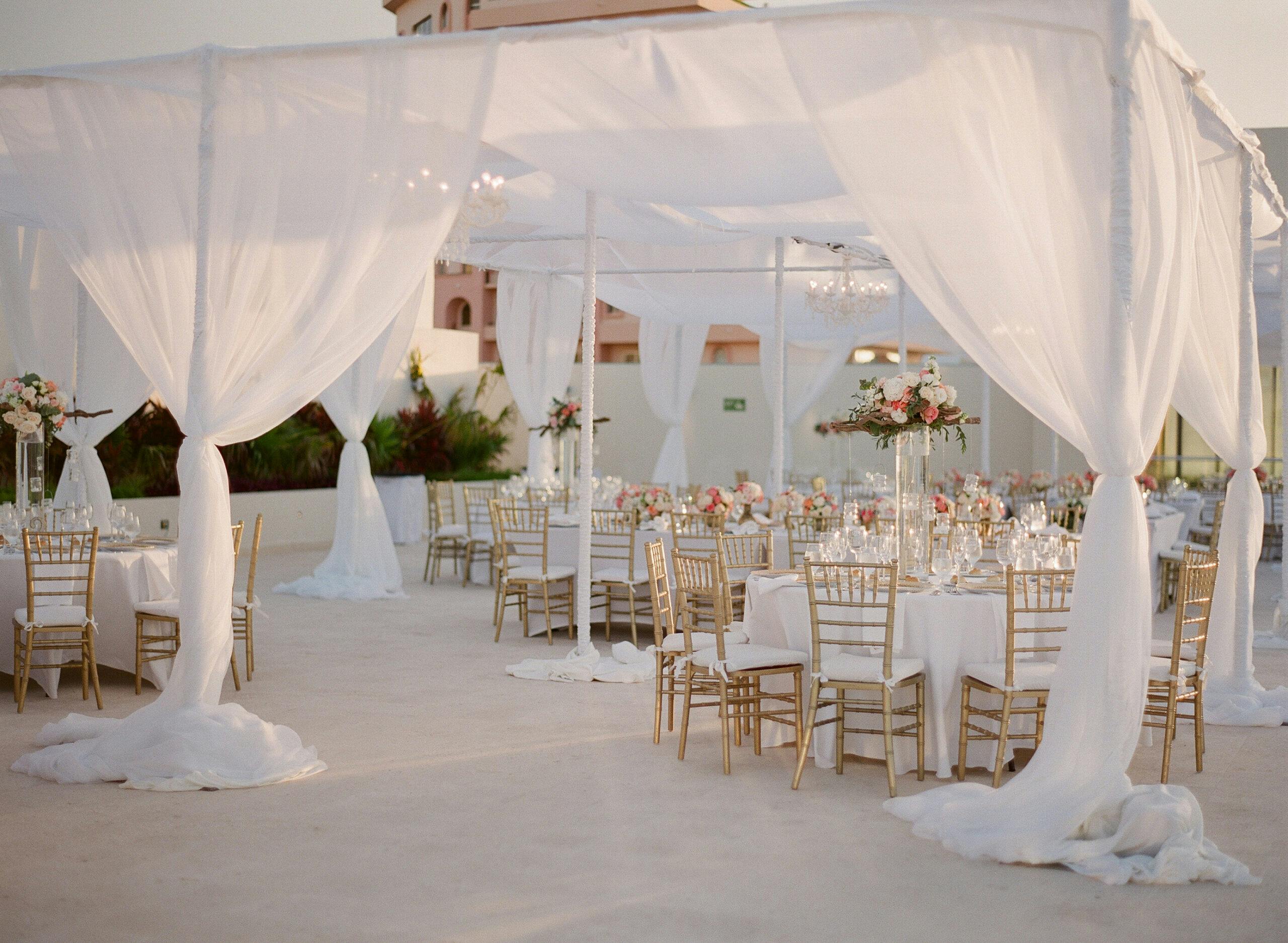 Romantic Pink + Gold Beach Wedding at Hyatt Ziva Cancún in Canún, Quintana Roo