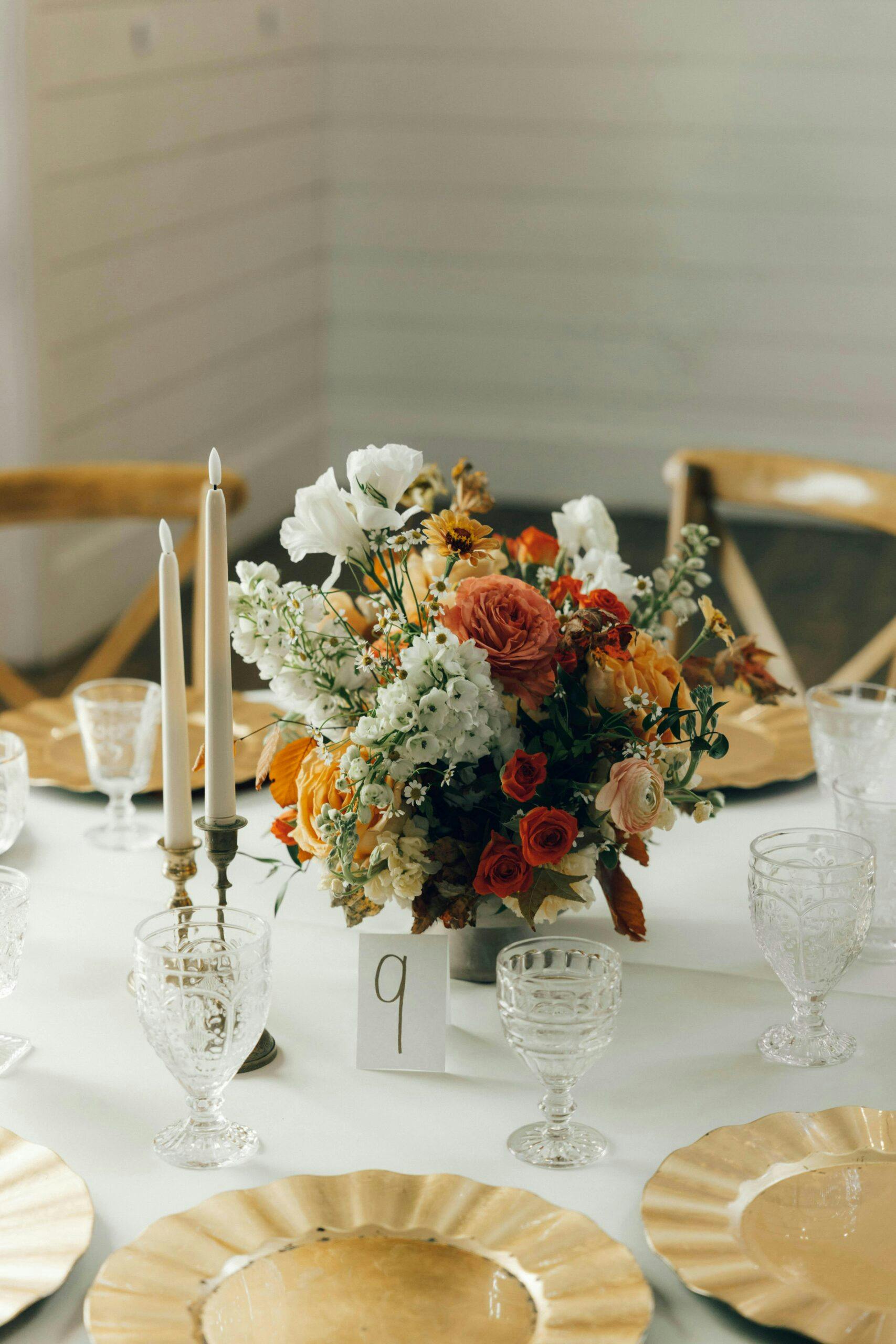 Simple wedding centerpieces discount